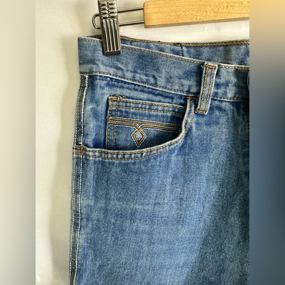 👖 Vintage Wide-Leg Denim Jeans with Unique Embellishments - Made in Hong Kong - Picture 10 of 15